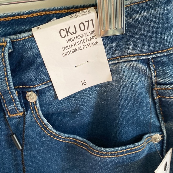 NWTClavin Klein ckj 071 high rise flare - Picture 2 of 5